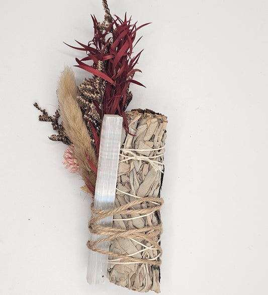 Selenite & Sage/Peppermint with Dried Florals