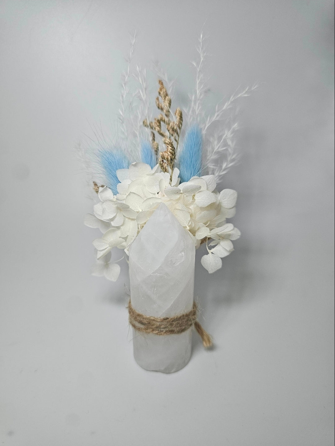 Quartz Cylinder Tower + Dried Blooms
