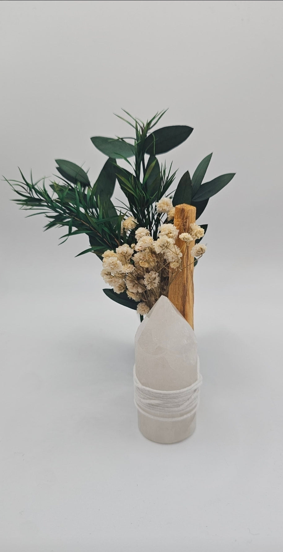 Quartz Cylinder Tower + Palo Santo